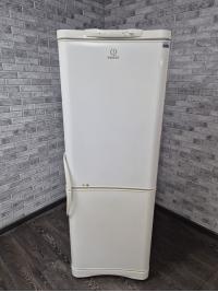 Холодильник INDESIT C 130 G Холодильник INDESIT C 130 G